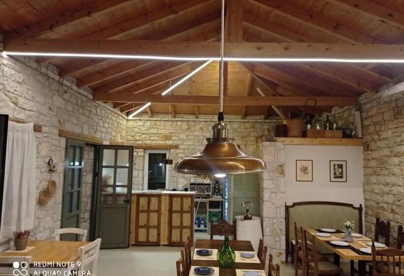 Апартаменты 1 Спальня Вид на Море, Eléa Guesthouse Himare