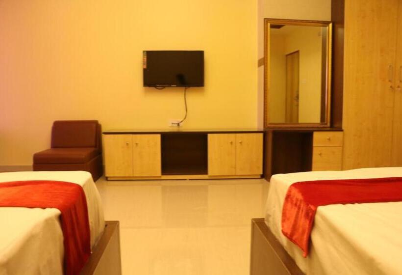 سوییت جونیور, Amir S Dhaka