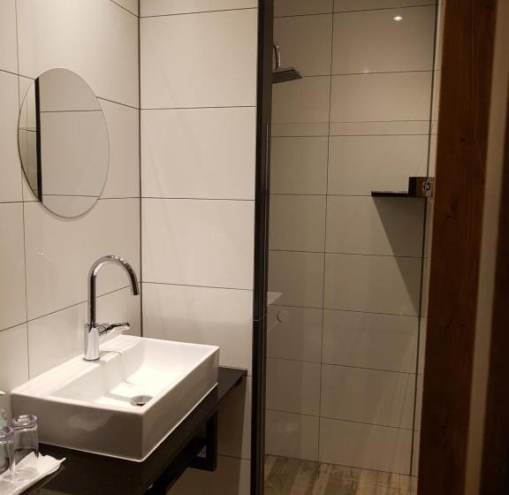 Номер Стандарт Трехместный, Bed & Breakfast Aan De Beek