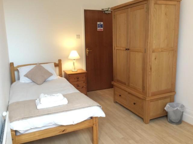 Quarto Standard Individual Casa de Banho Partilhada, Cavell House Bed And Breakfast