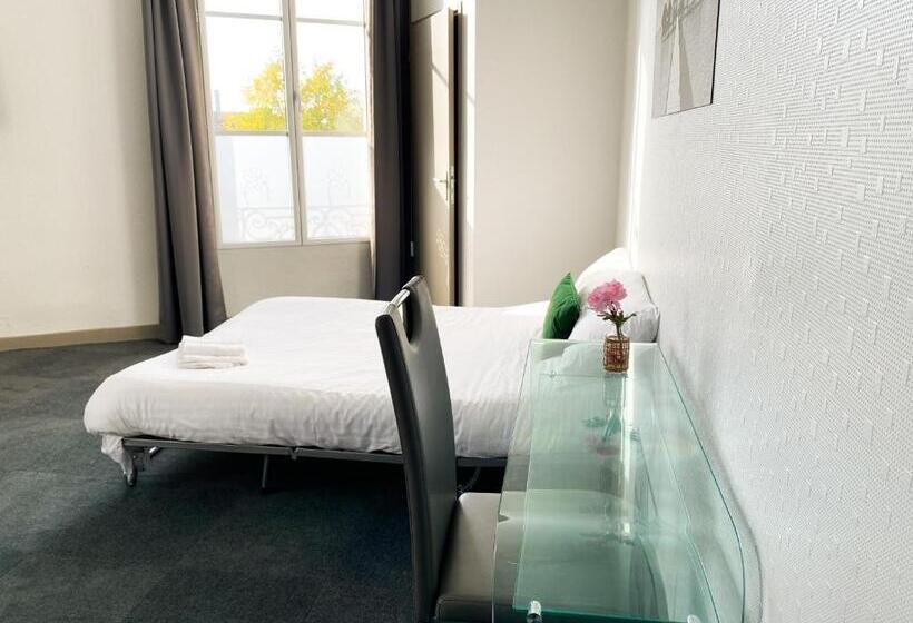 Семейный Номер, Colette Hôtel