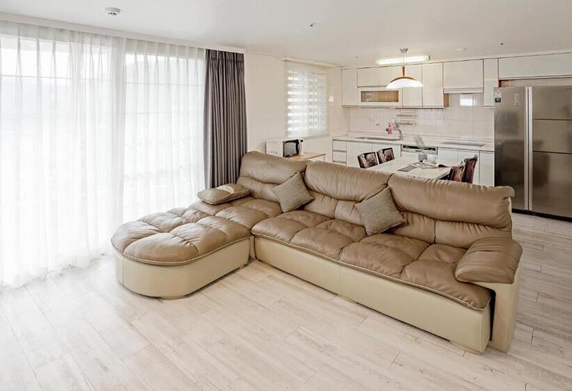 سوییت, Home Fourest Resort Geoje