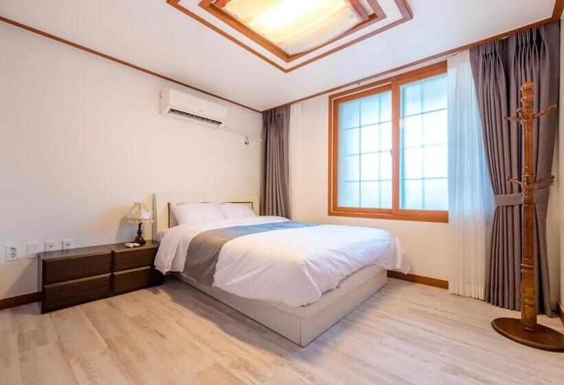 سوییت دوبلکس, Home Fourest Resort Geoje