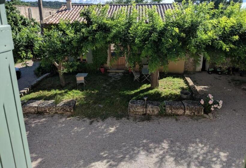 Номер Стандарт, Domaine De Pelican