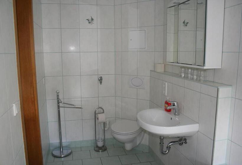 Номер Стандарт Трехместный, Gasthaus & Hotel Zur Linde