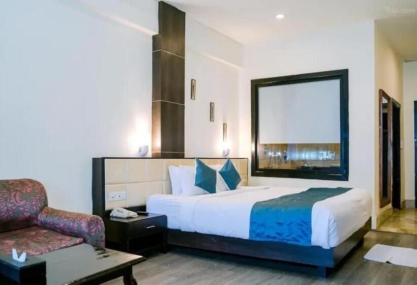 اتاق استاندارد با تخت بزرگ, Staynest Gangtok 300 Mtr From Mall Road