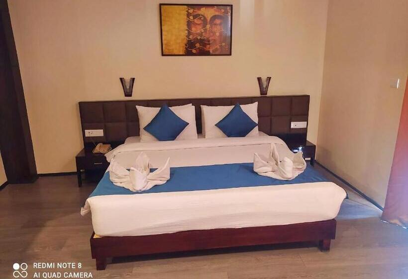 سوییت با چشم‌انداز کوه, Staynest Gangtok 300 Mtr From Mall Road