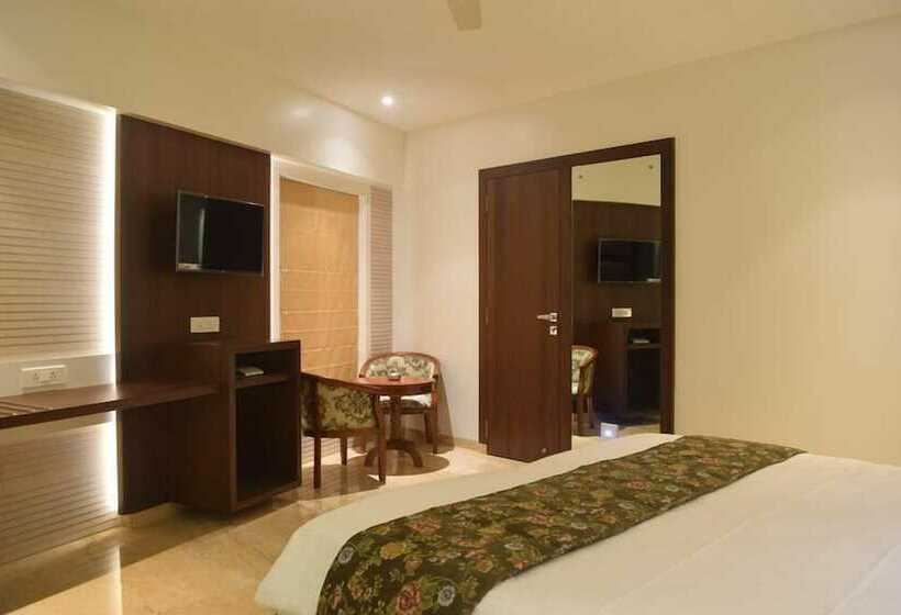 Номер Executive, South Coast Hotel Wagle Estate Thane