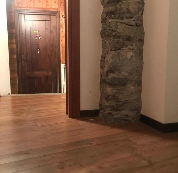 家庭间, Rifugio Escursionistico La Ruà