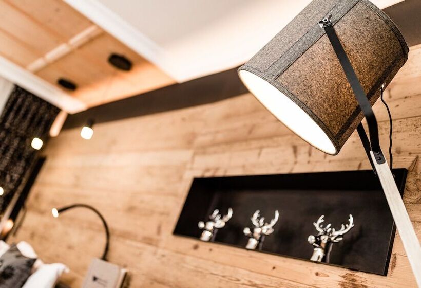 Полулюкс, Alpin Boutique Villa Gabriela   Adults Only