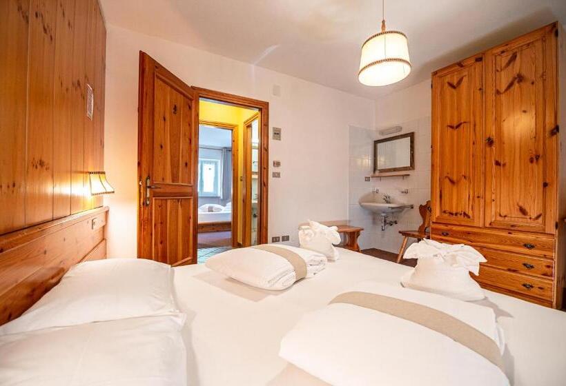 Семейный Номер, Villa Ruggero Wine