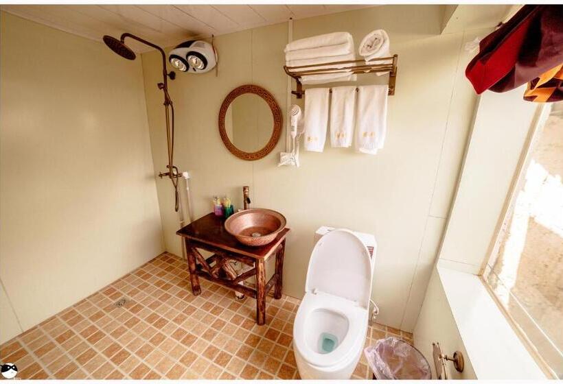 Семейный Номер, Yi's Hostel