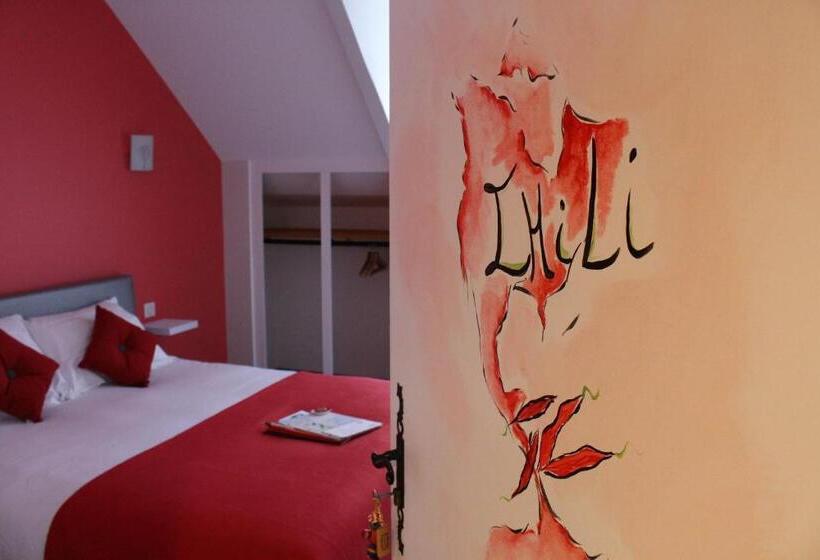 Семейный Номер, Auberge De L'arc En Ciel
