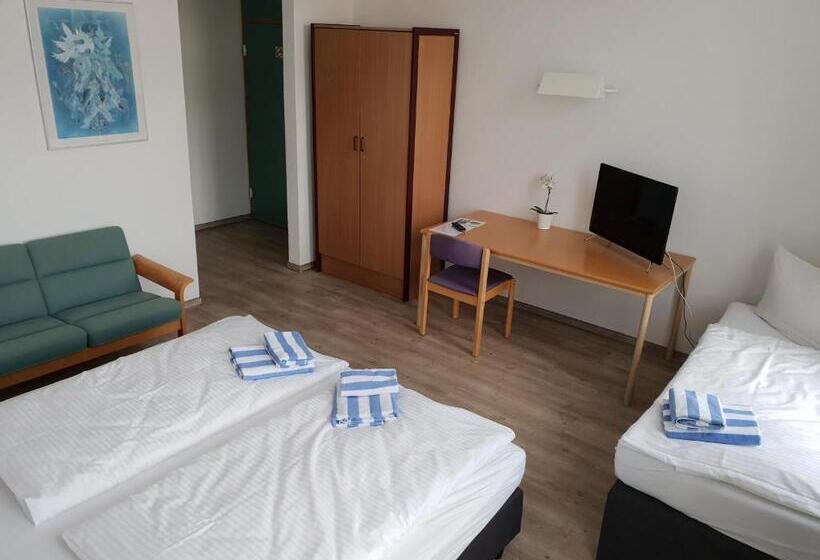 اتاق استاندارد سه نفره, Appartement Hotel Rostock