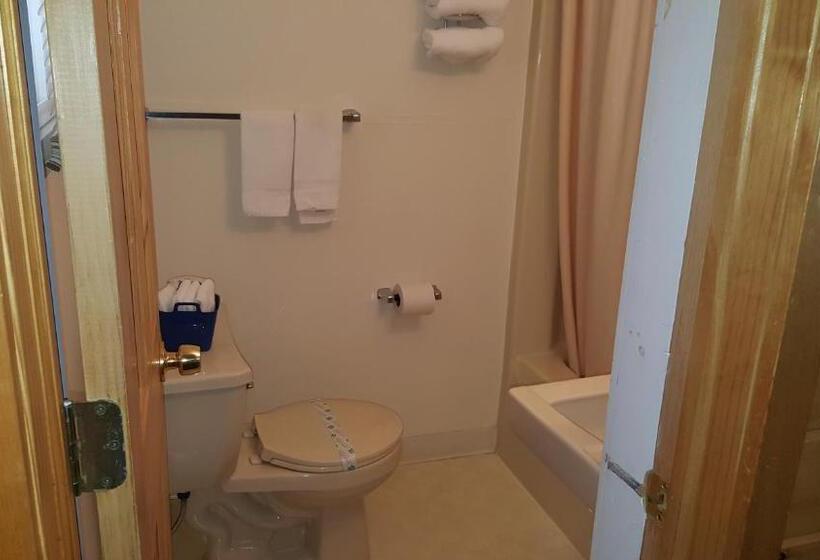 Стандартный Номер Кровать Кинг, Clark S Beach Motel