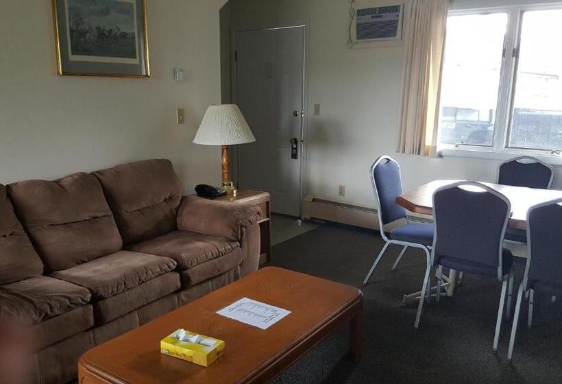 Люкс 2 Спальни, Clark S Beach Motel