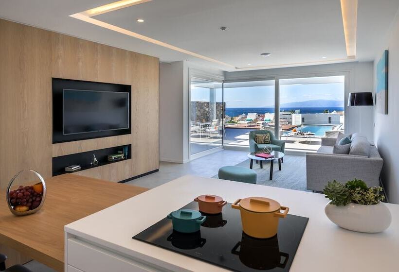فيلا غرفة نوم واحدة مع مسبح, Royal Hideaway Corales Suites