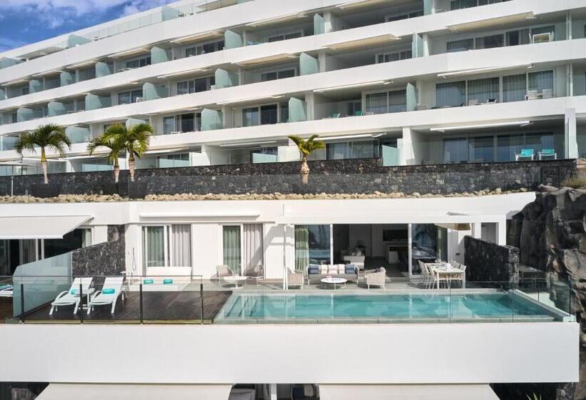 带2个卧室的别墅, Royal Hideaway Corales Suites