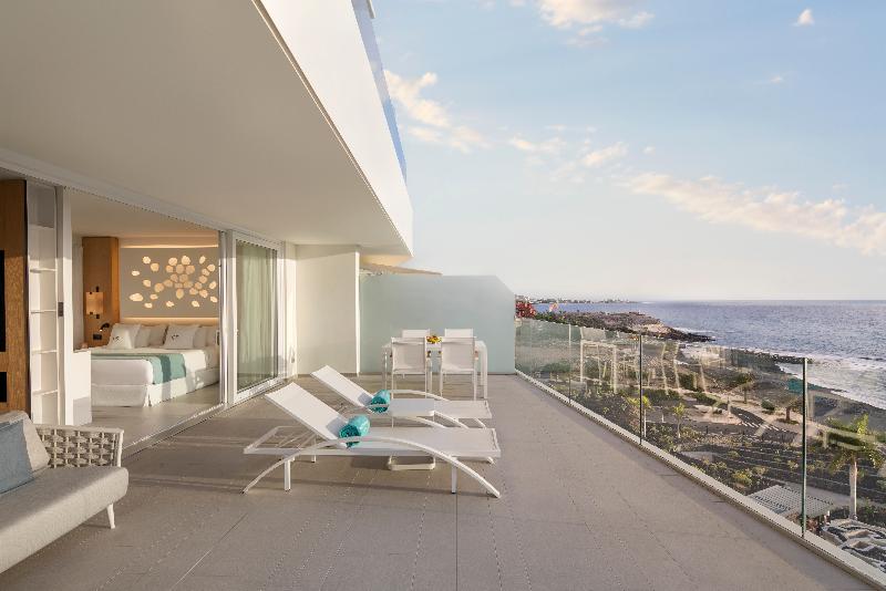 豪华套房, Royal Hideaway Corales Suites