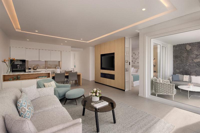 فيلا غرفة نوم واحدة مع مسبح, Royal Hideaway Corales Suites