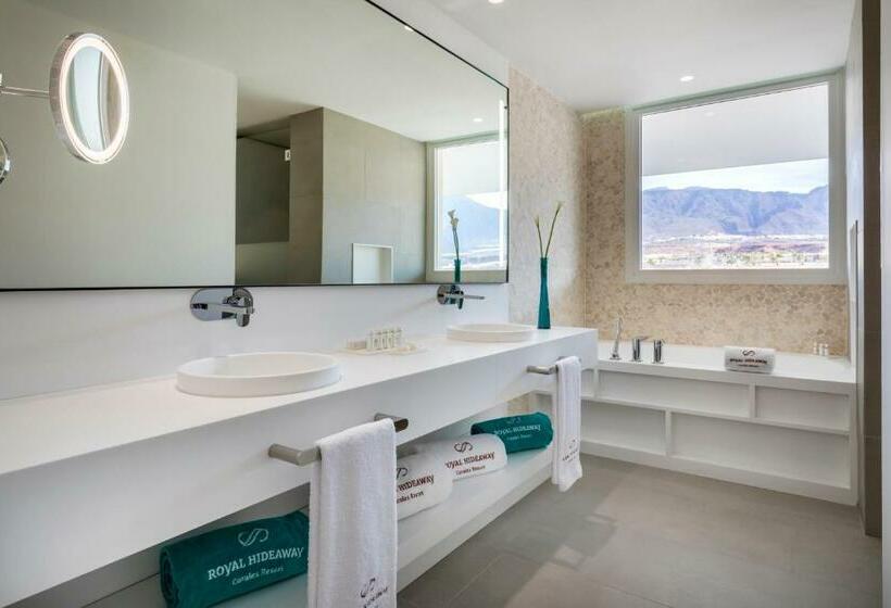 جناح ديلوكس غرفتين نوم, Royal Hideaway Corales Suites