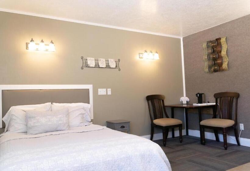 Номер Стандарт, Bybee's Steppingstone Motel