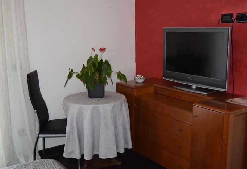 اتاق لوکس, Guest House Brezza Marina