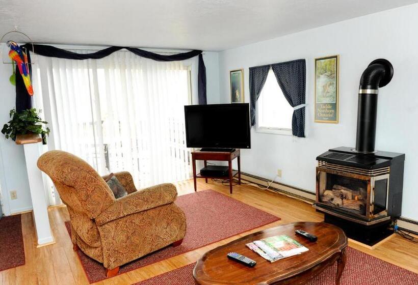 Дом 3 Спальни, Clear Lake Resort