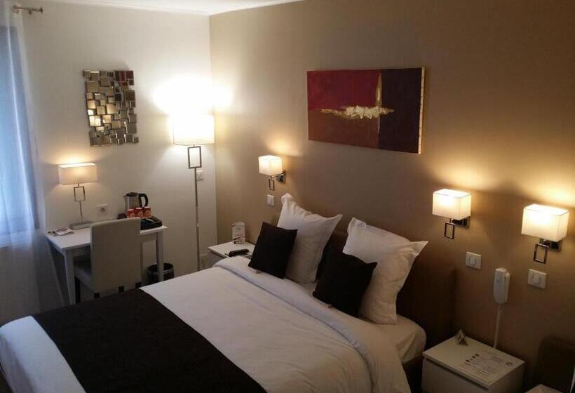 Номер Стандарт Трехместный, Hôtel Beausoleil