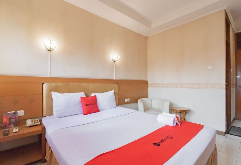 Номер Economy, Reddoorz Plus @ Sukamulya Pasteur 2