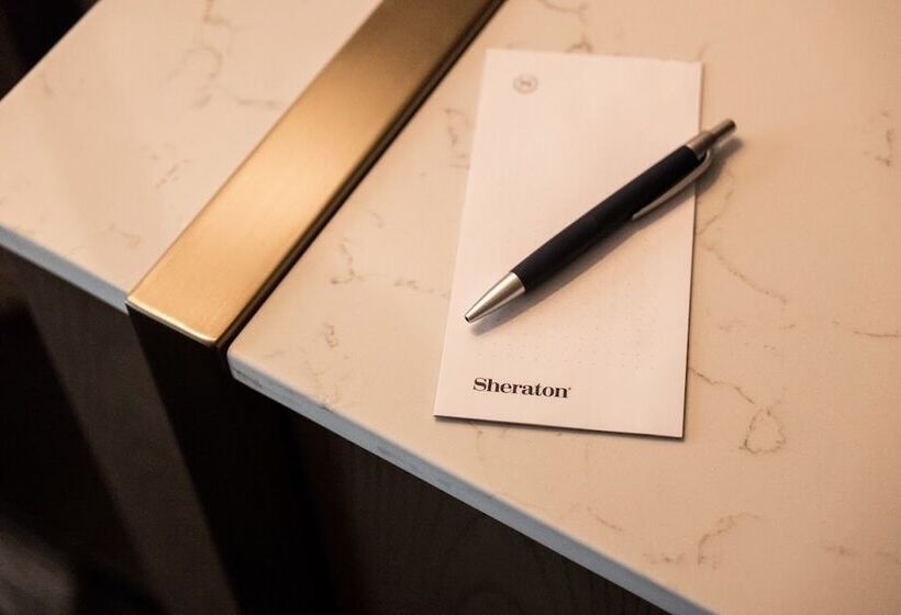 산 전망 스위트, Sheraton Redding Hotel At The Sundial Bridge