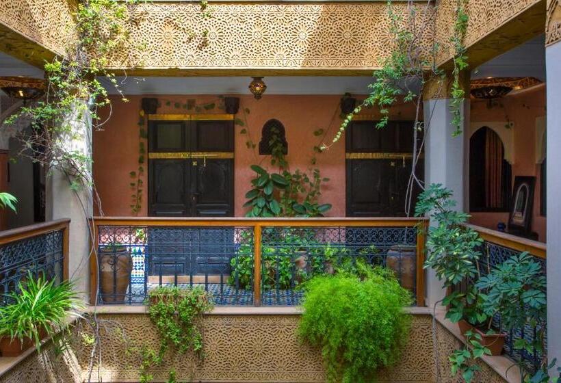 اتاق سوپریور چهار تخته, Riad Jnane Mogador
