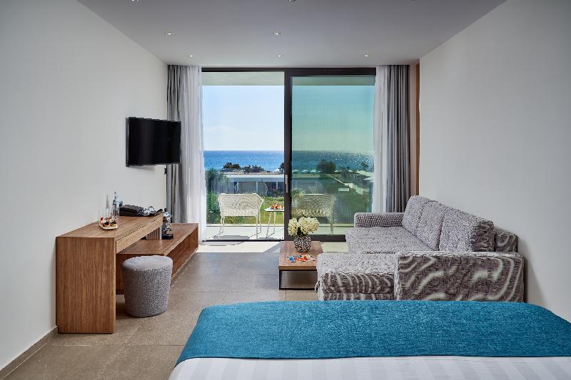 Junior Suite met Uitzicht op Zee, Gennadi Grand Resort