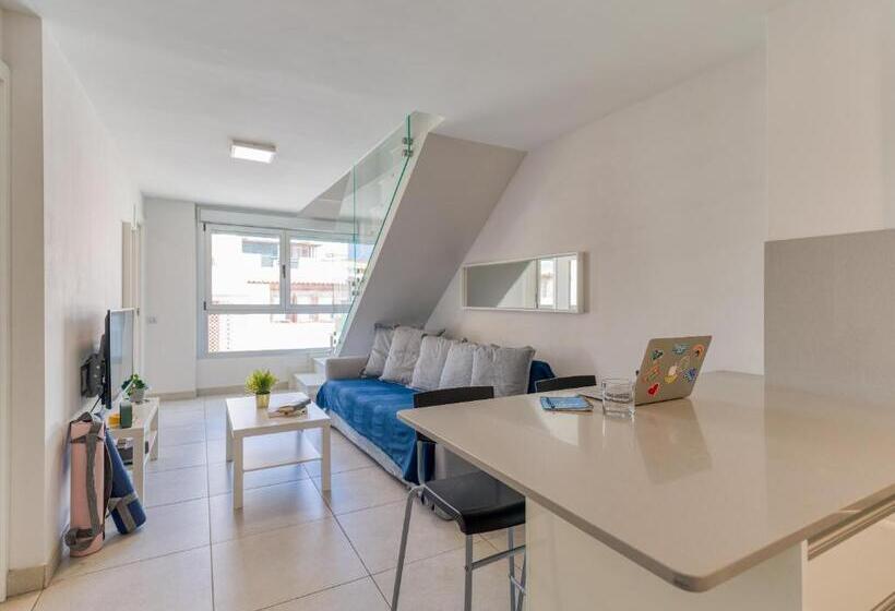 １ベッドルームドゥプレックスアパートメント, Tusity Yeah Apartments