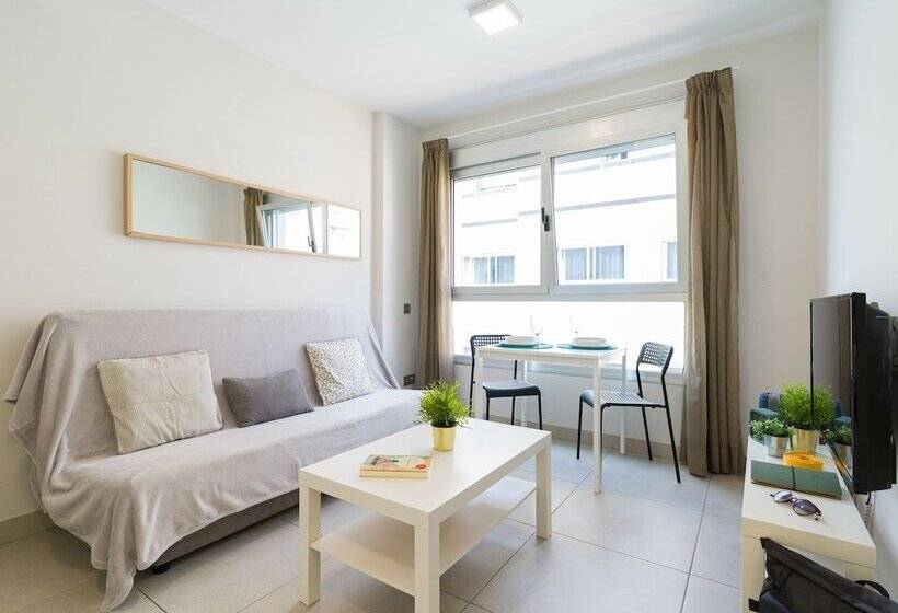 １ベッドルームアパートメント, Tusity Yeah Apartments