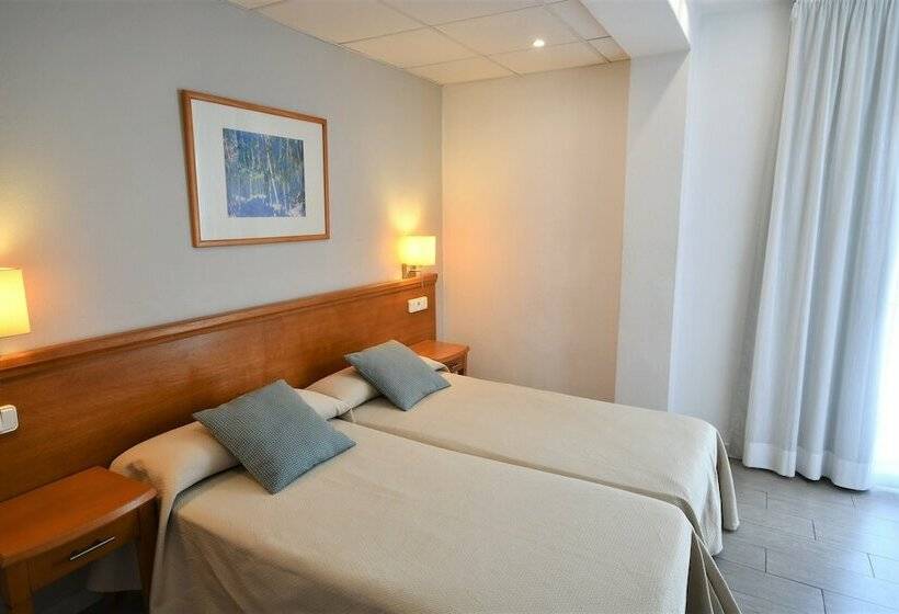 Номер Стандарт, Hostal Mallorca