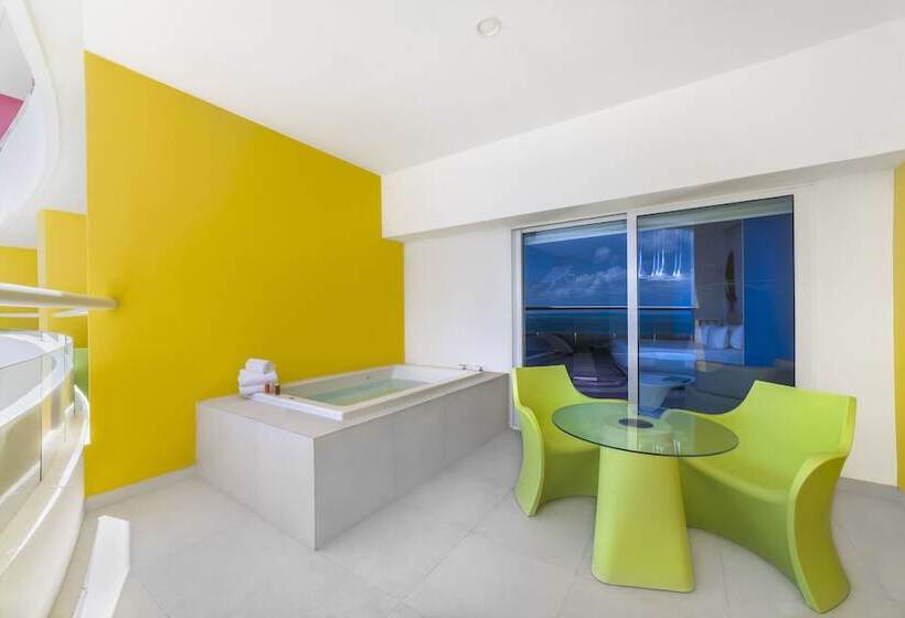 חדר סטנדרט נוף לים, Temptation At The Tower Cancún Resort   All Inclusive   Adults Only