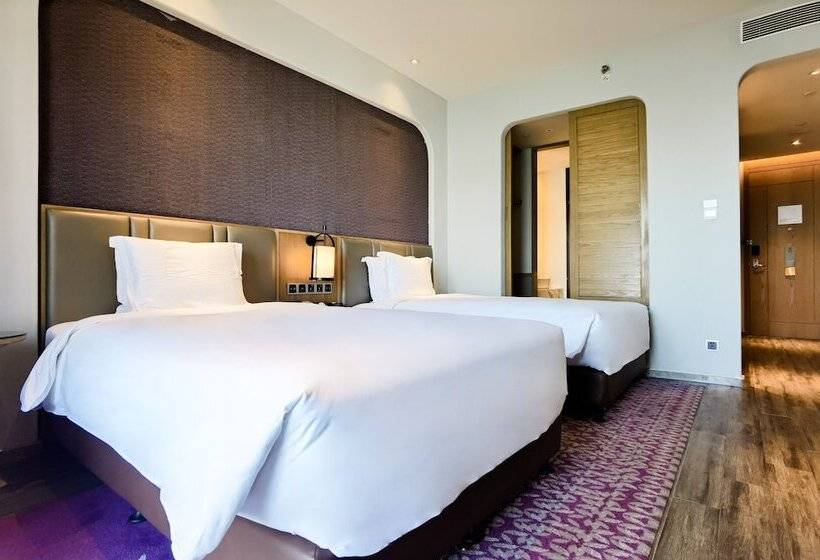 프리미엄 룸, Crowne Plaza Qingdaoorientalmoviemetropolis, An Ihg