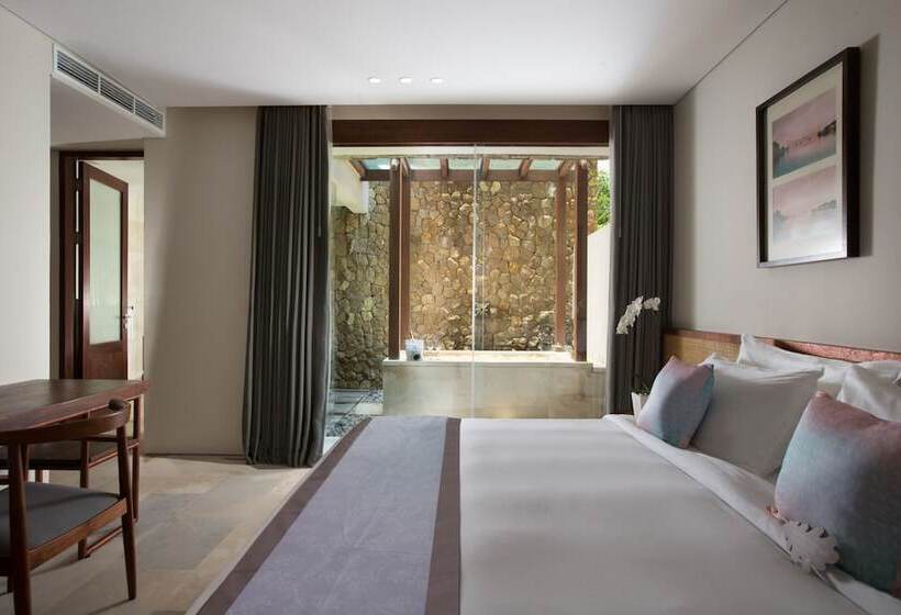 Вилла 3 Спальни, The Tamarind Resort  Nusa Lembongan
