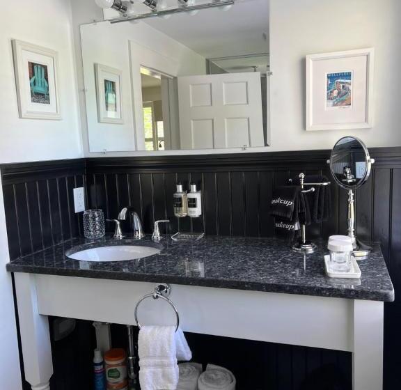 Номер Deluxe, The Platinum Pebble Boutique Inn   Adults Only Property