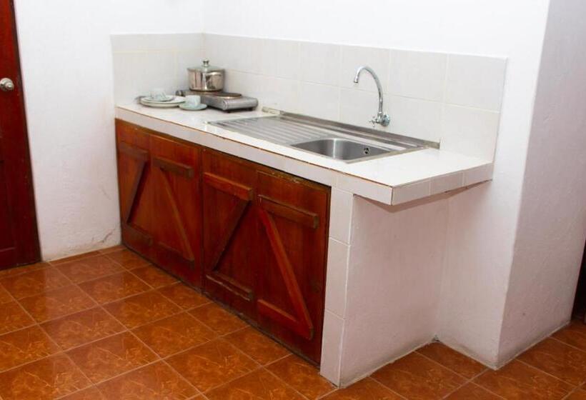 غرفة قياسية رباعية, Hostería El Paraíso