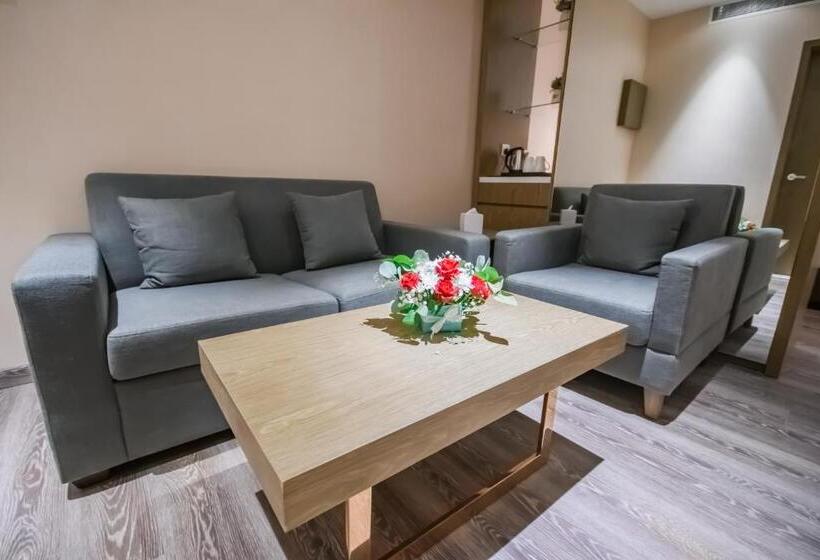 استودیوی لوکس, Frankincense Hotel Muscat فندق اللبان مسقط