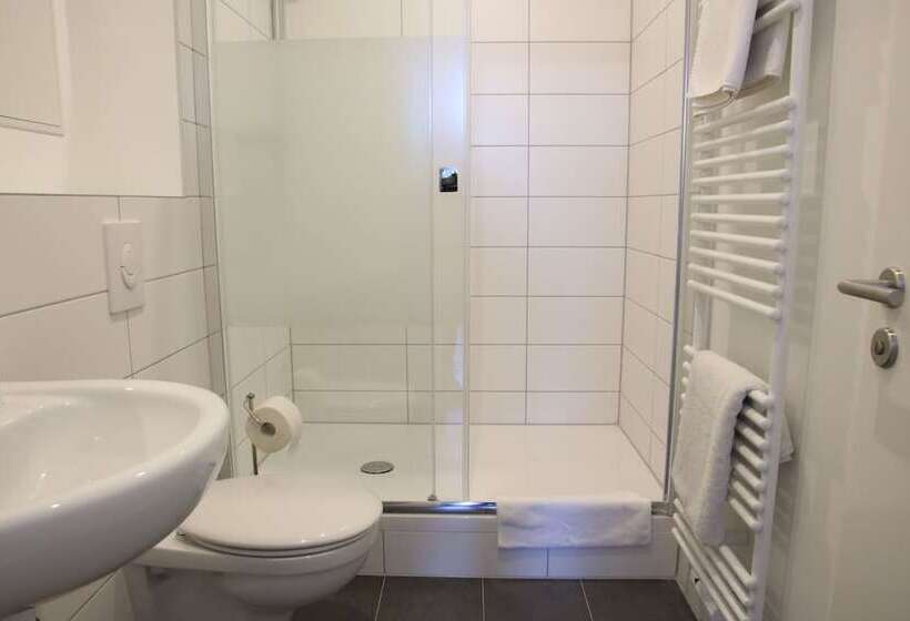Номер Стандарт, Motel Schönefeld