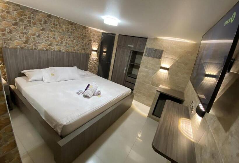 اتاق لوکس با تخت بزرگ, Balmoral