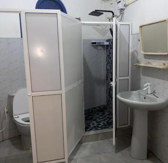Номер Стандарт Совместная Ванная, Seconds Hostel   Colombo
