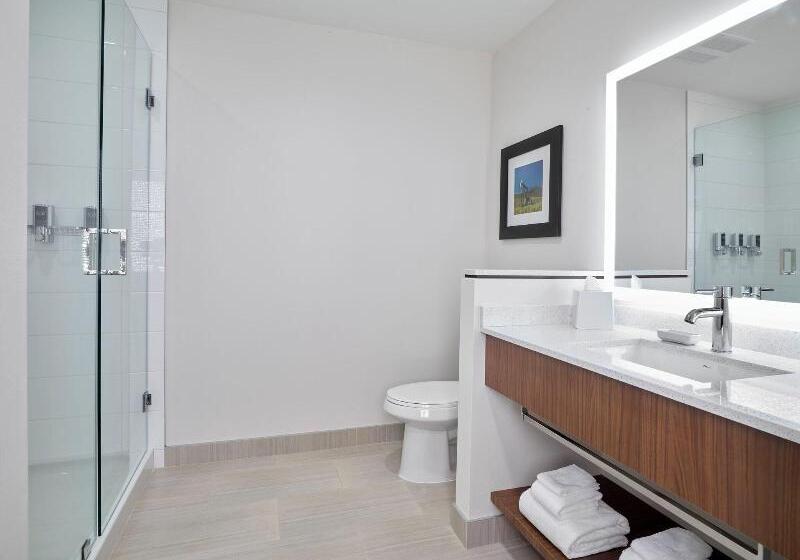 Люкс Executive Кровать Кинг, Element Edmonton West
