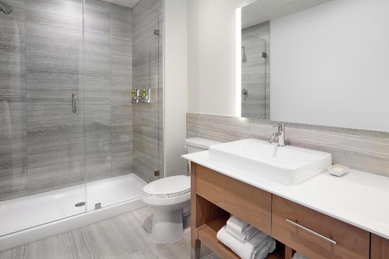 Студио Стандарт Кровать Кинг, Element Edmonton West