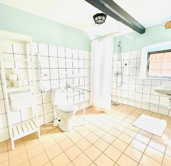 Семейный Номер, Gårdshotellet