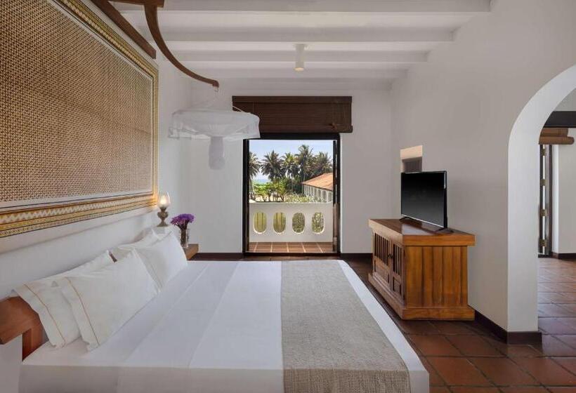 Люкс, Heritance Ayurveda   All Meals And Treatments