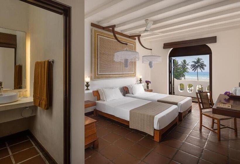 Классический Номер, Heritance Ayurveda   All Meals And Treatments